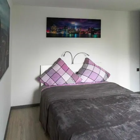 Apartamento Stadtwohnung Am Alleenring Kirchheim unter Teck